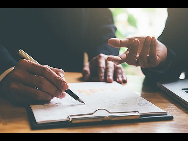 ما هي إدارة المخاطر في التدقيق الداخلي؟