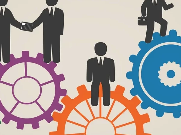 الرجل المناسب في المكان المنافس أساس التفوق على المنافسين