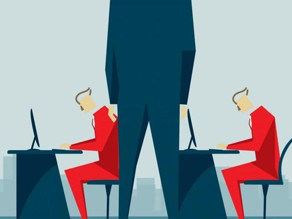 من علامات الفشل الإداري